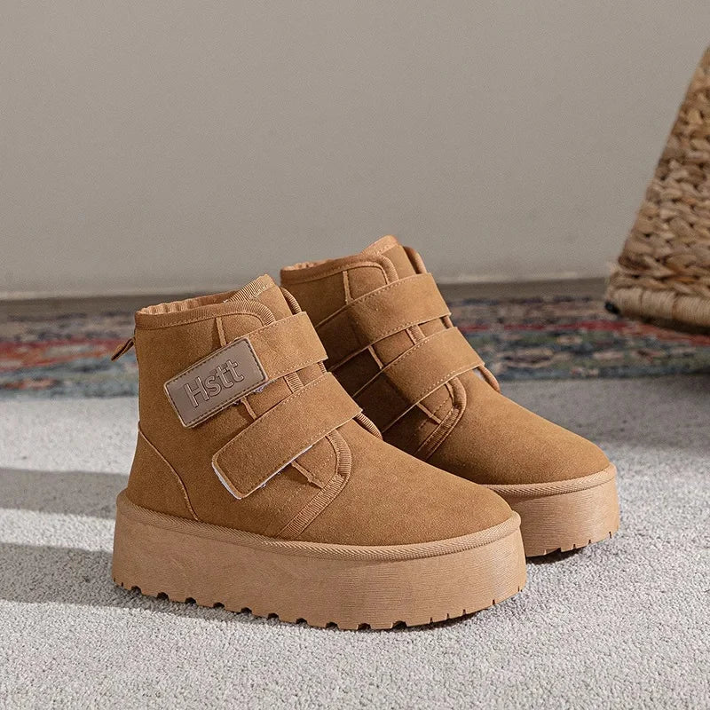 Bota Feminina Curta Forrada com Algodão Térmico – (Promoção de Inverno 2026)