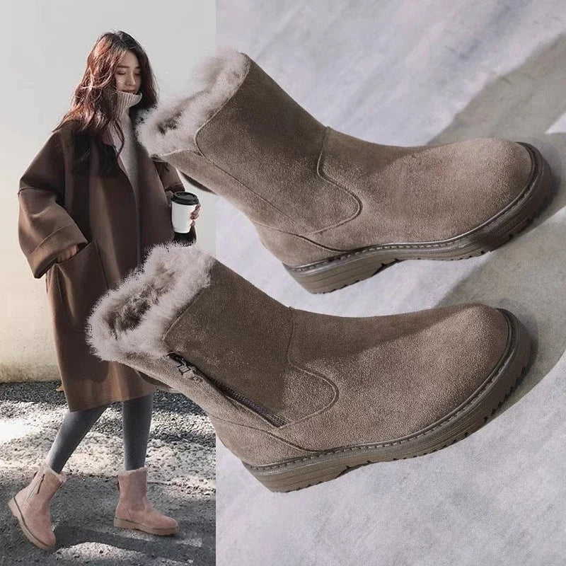 Bota Feminina Cano Curto em Camurça com Forro Solado Confortável – (Promoção de Inverno 2026)